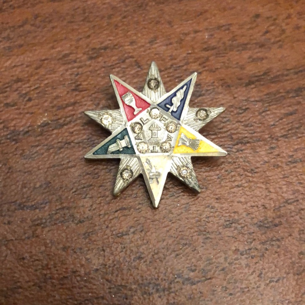 Freemasons Lapel Pin